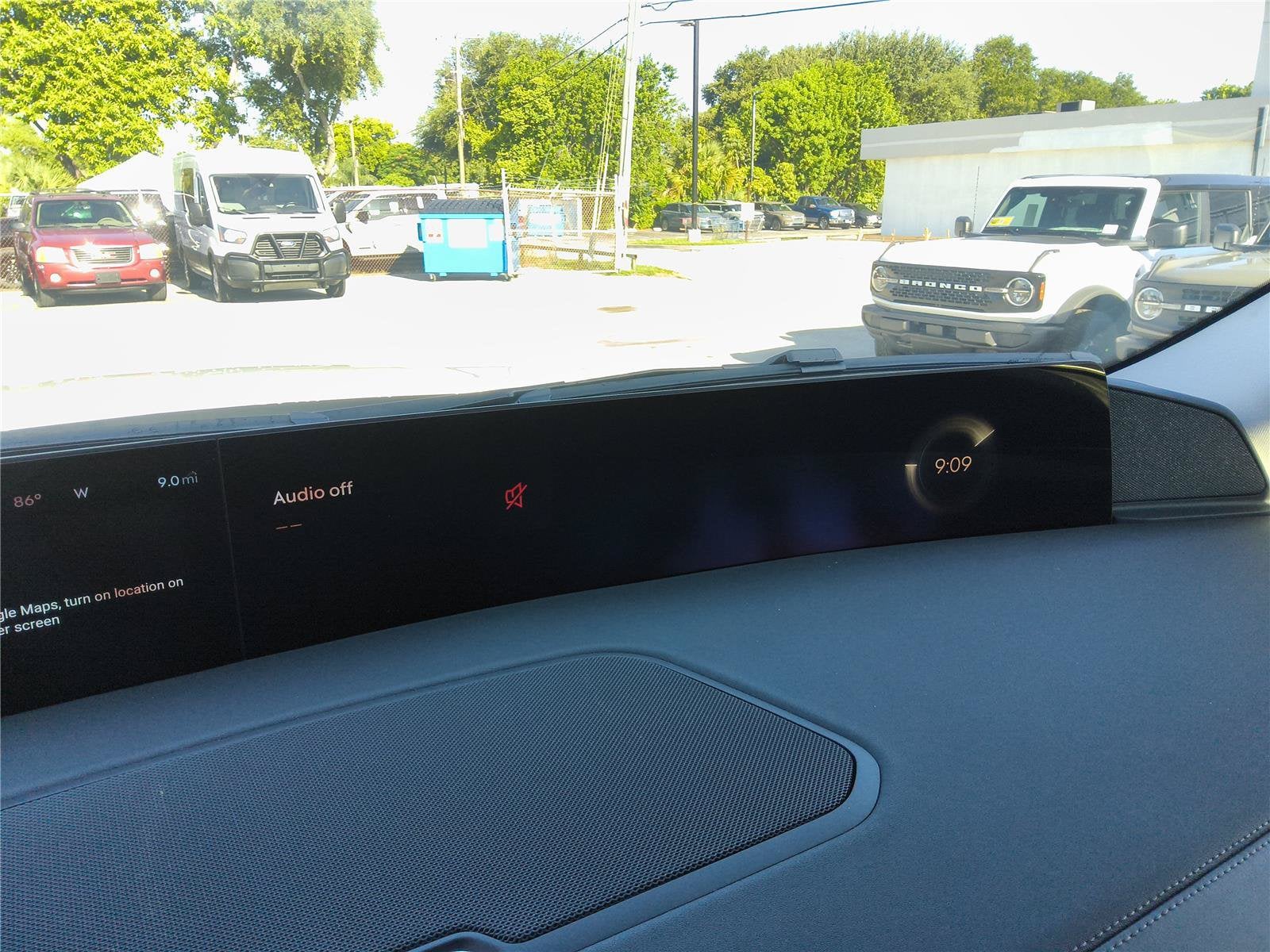 2027 Lincoln Navigator L