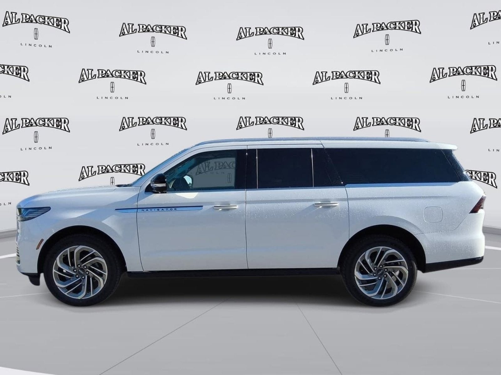 2027 Lincoln Navigator L