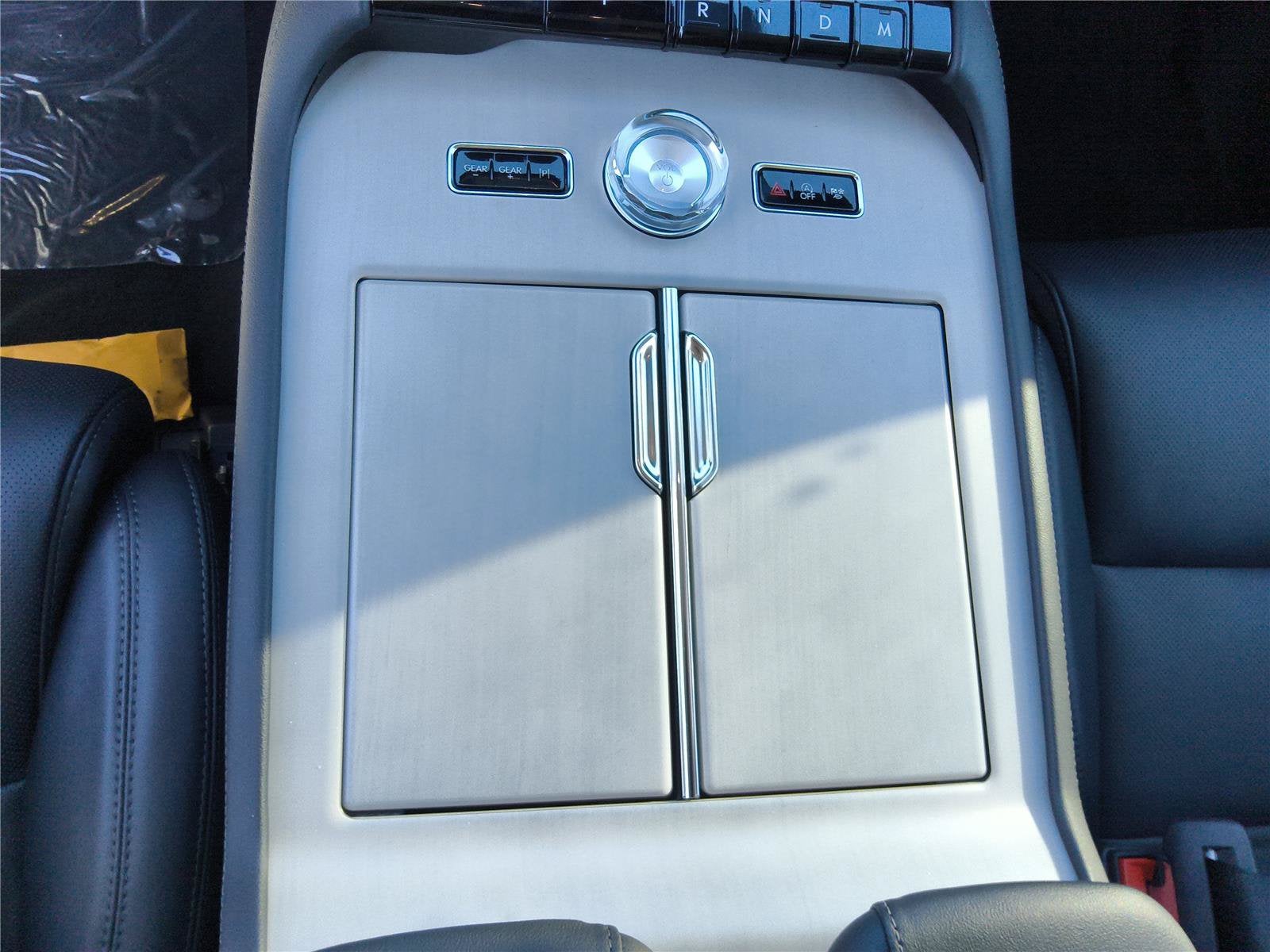 2027 Lincoln Navigator L
