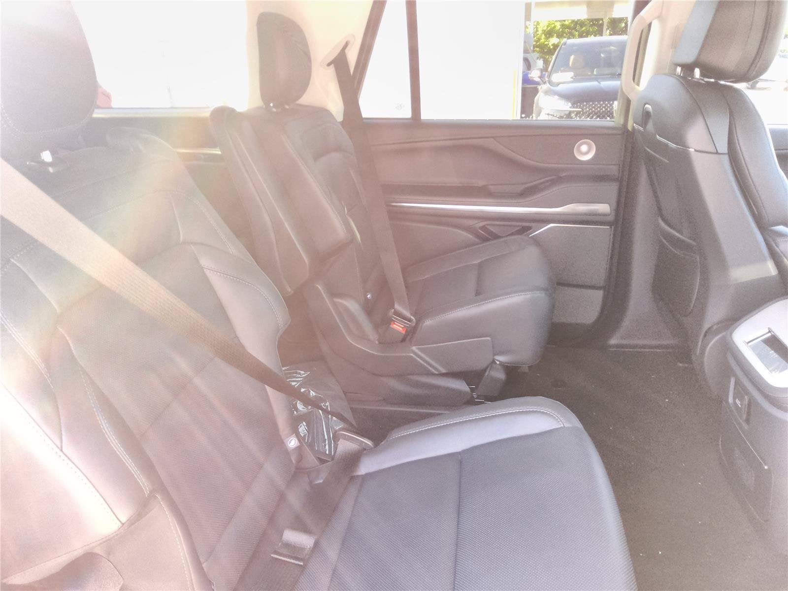 2027 Lincoln Navigator L