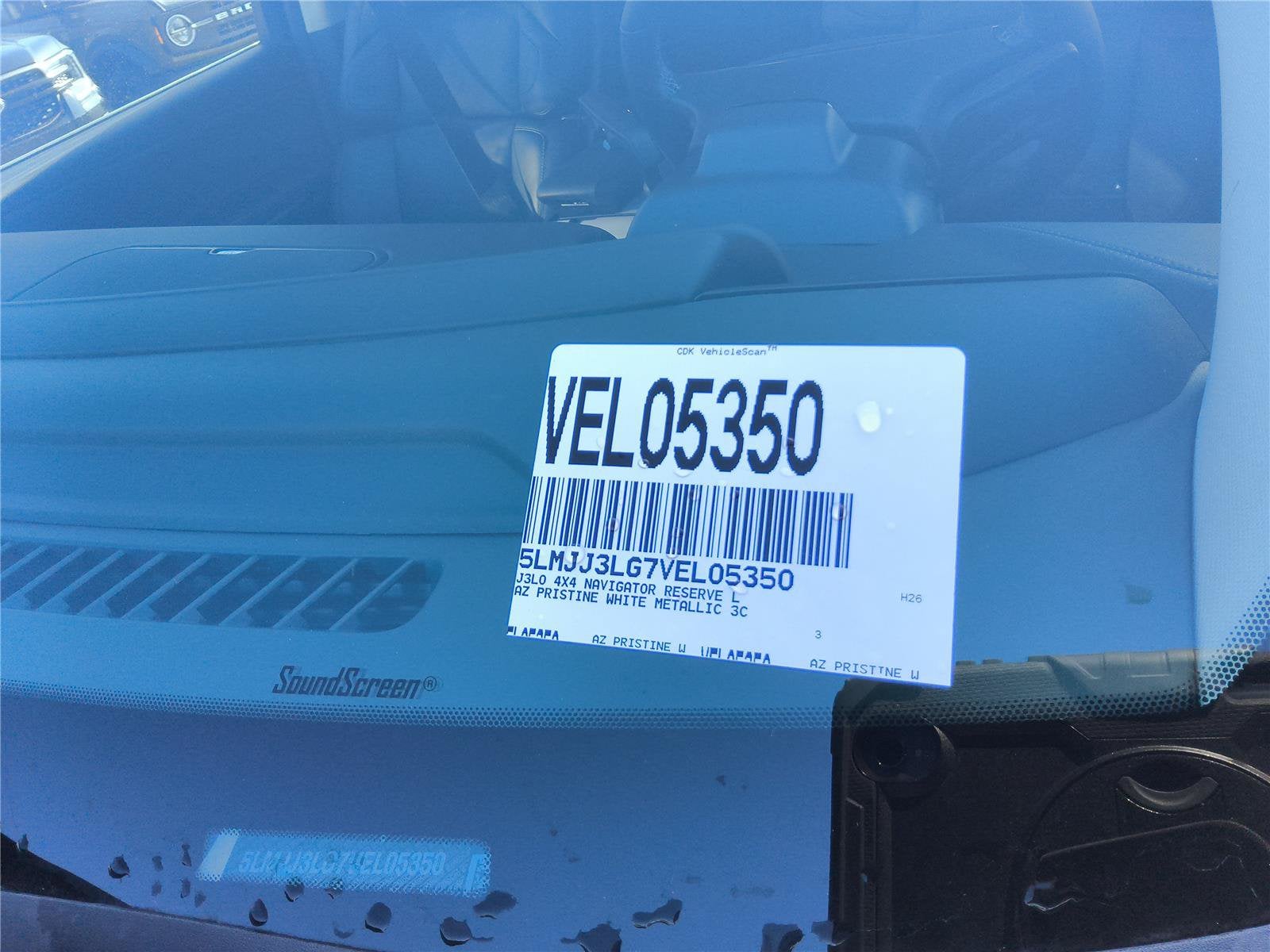 2027 Lincoln Navigator L