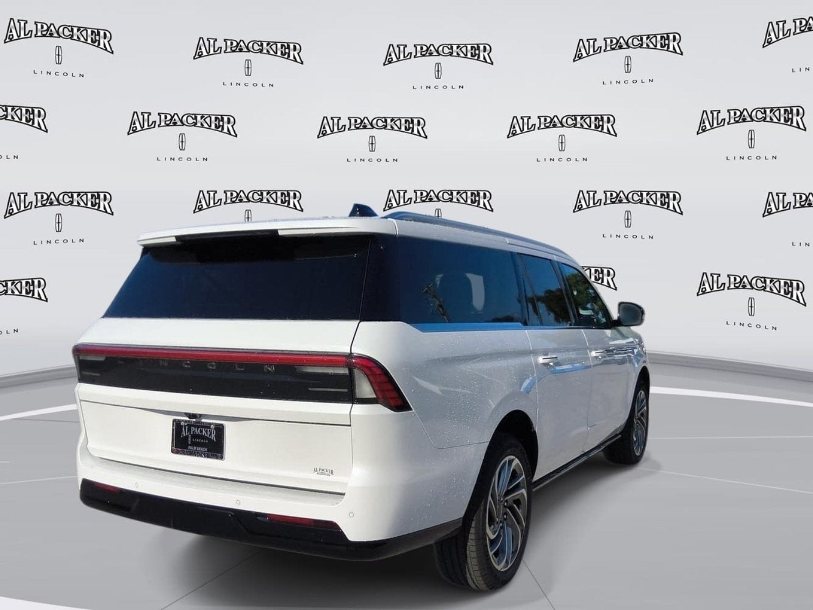 2027 Lincoln Navigator L