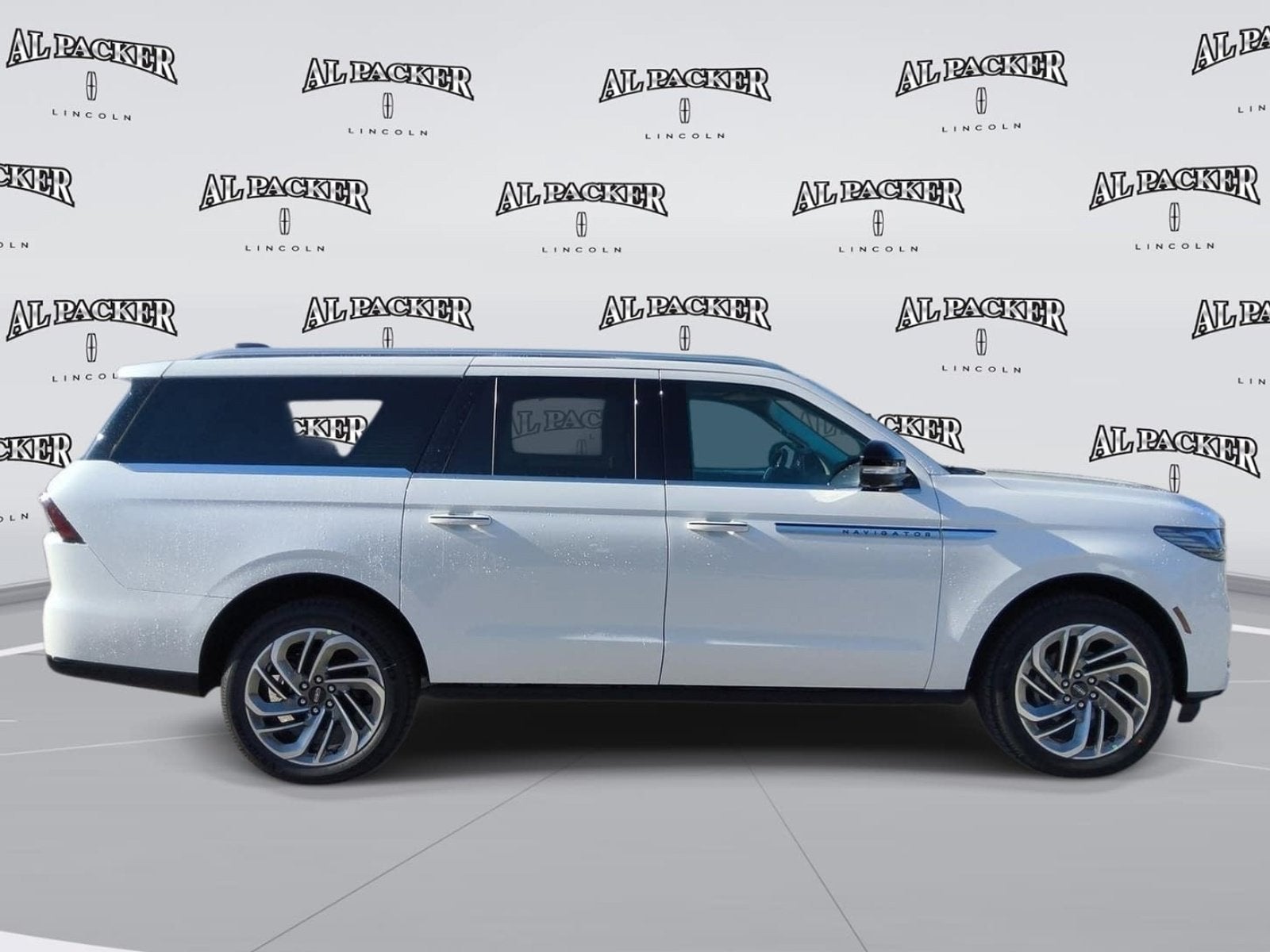 2027 Lincoln Navigator L