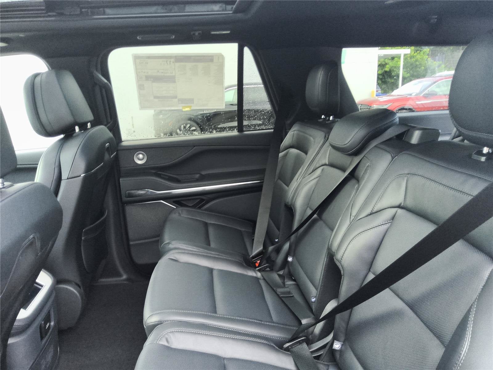 2027 Lincoln Navigator L