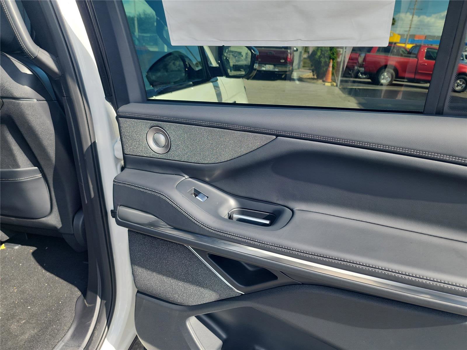 2026 Lincoln Navigator L