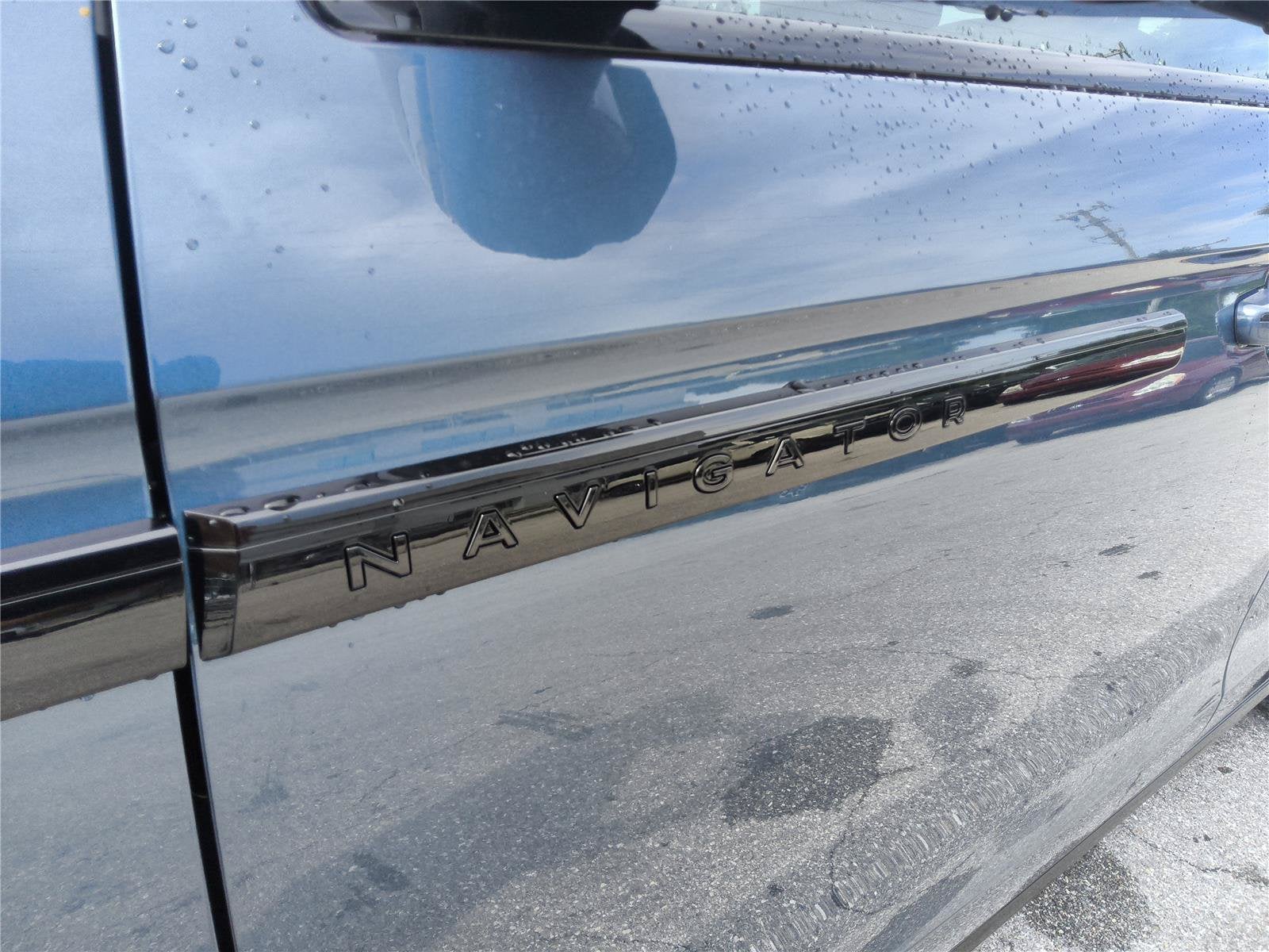 2027 Lincoln Navigator L