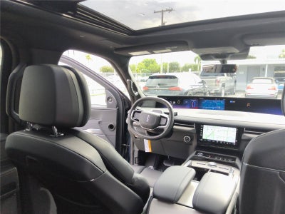 2027 Lincoln Navigator L