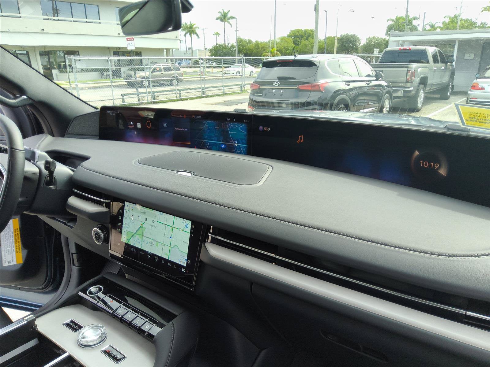 2027 Lincoln Navigator L
