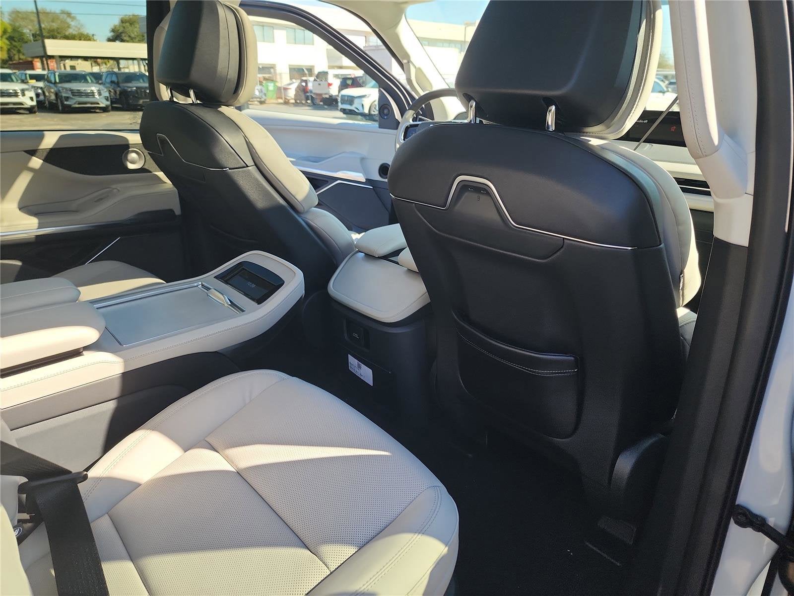 2026 Lincoln Navigator L