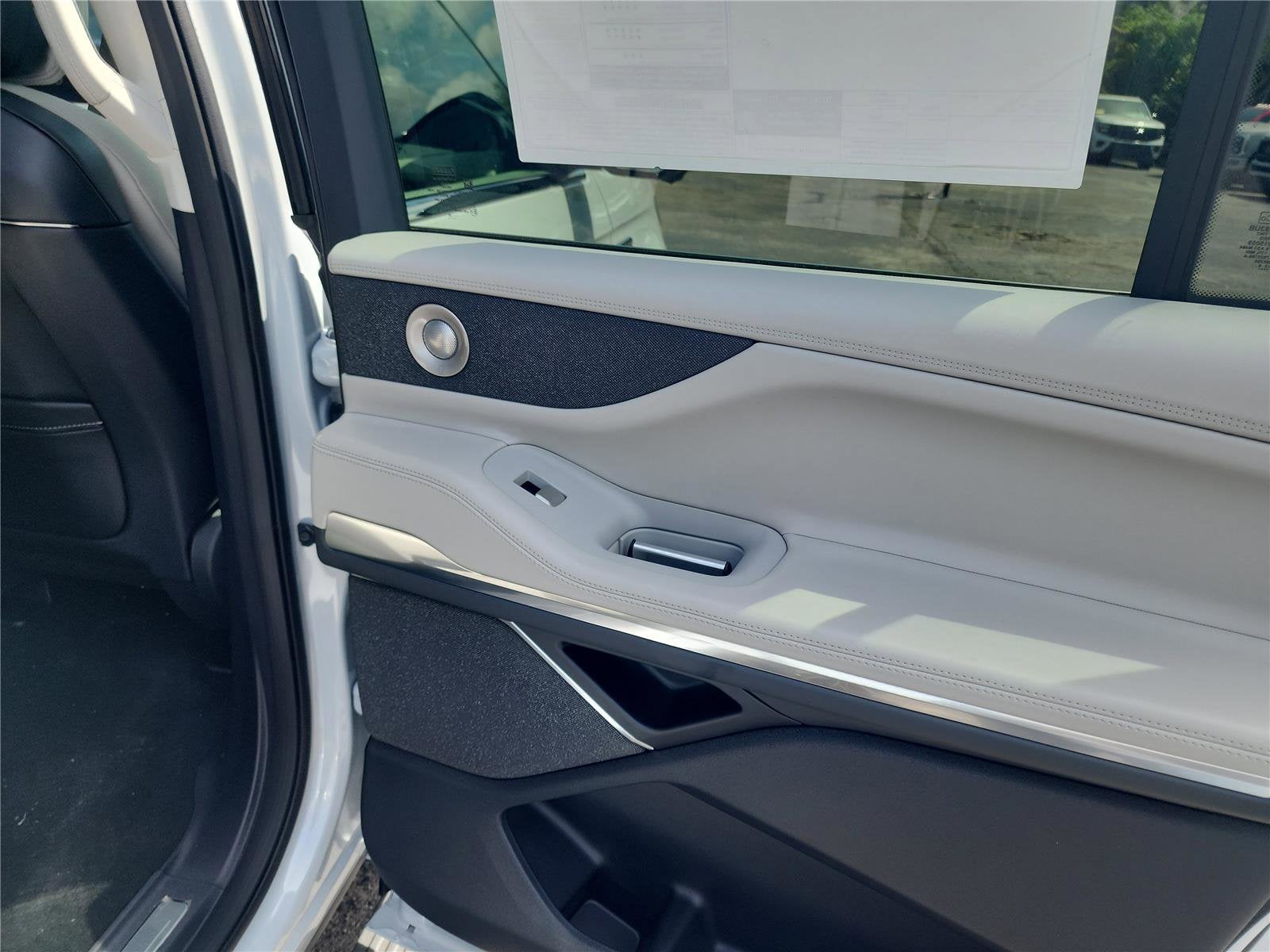 2026 Lincoln Navigator L
