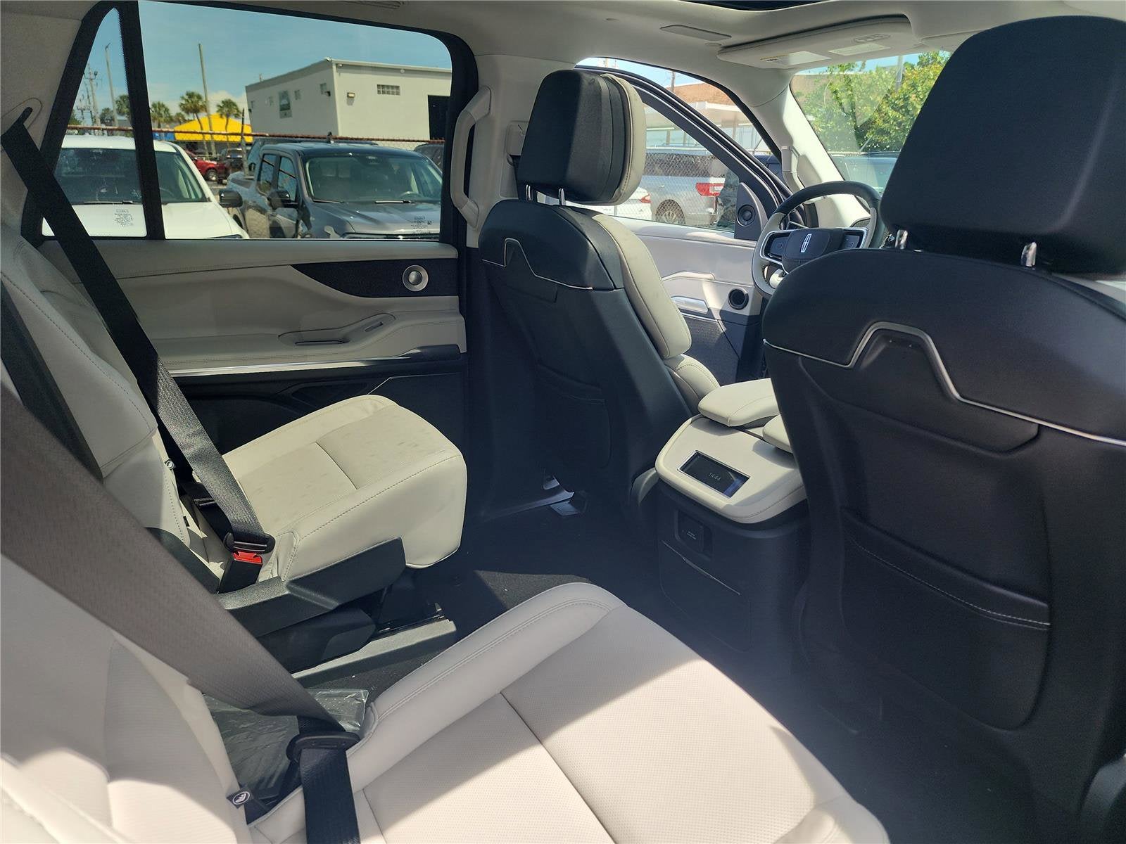 2026 Lincoln Navigator L