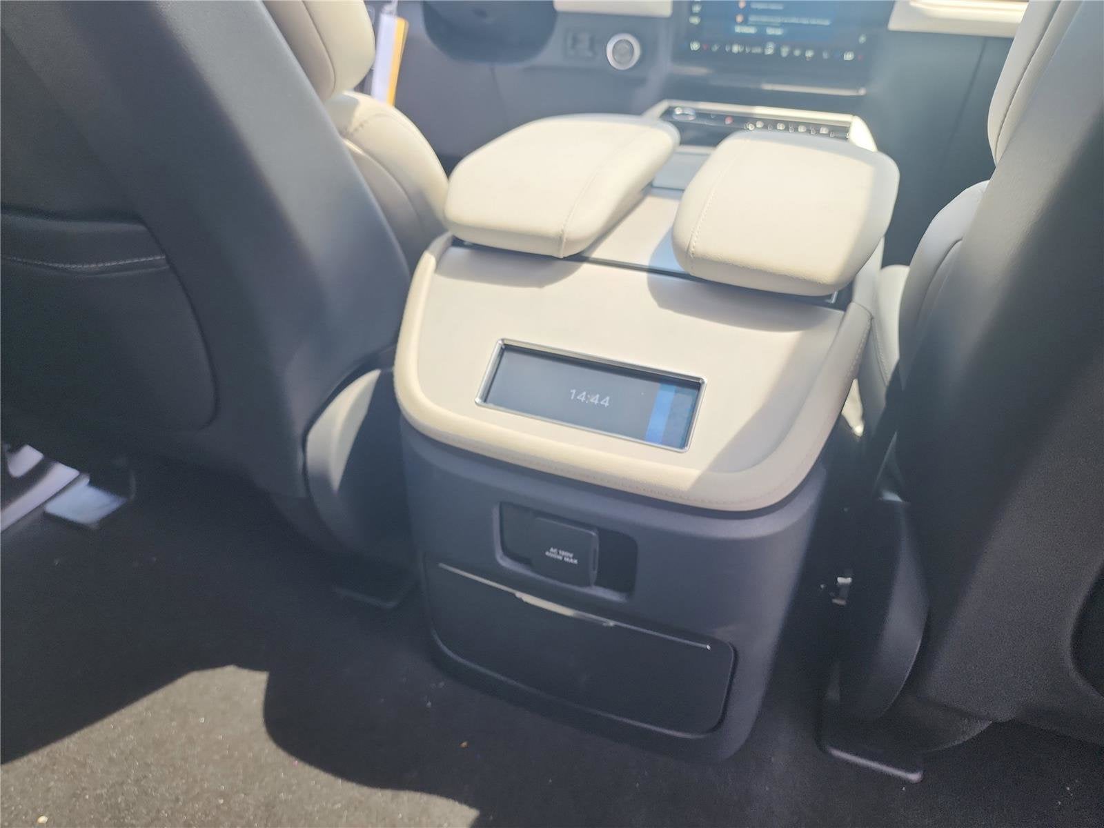 2026 Lincoln Navigator L