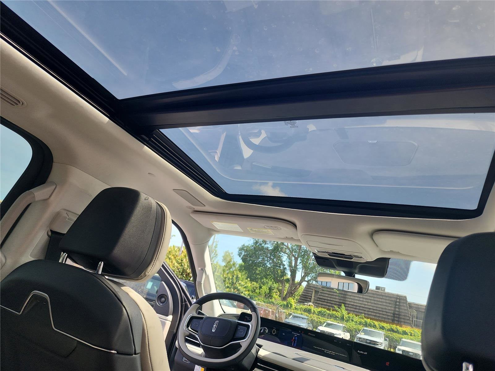 2026 Lincoln Navigator L