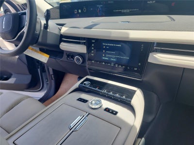 2026 Lincoln Navigator L