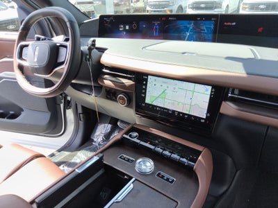 2026 Lincoln Navigator L