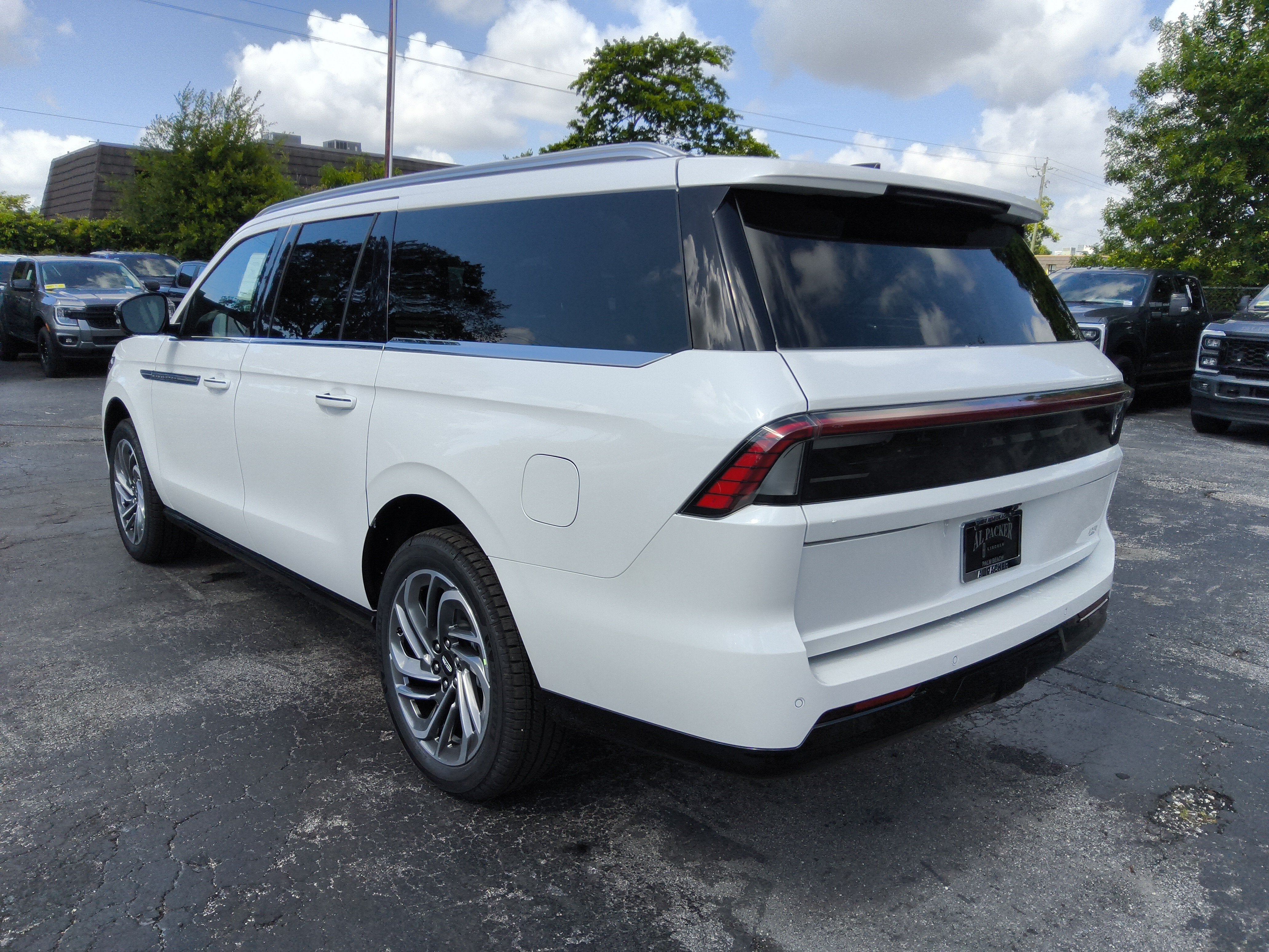 2026 Lincoln Navigator L