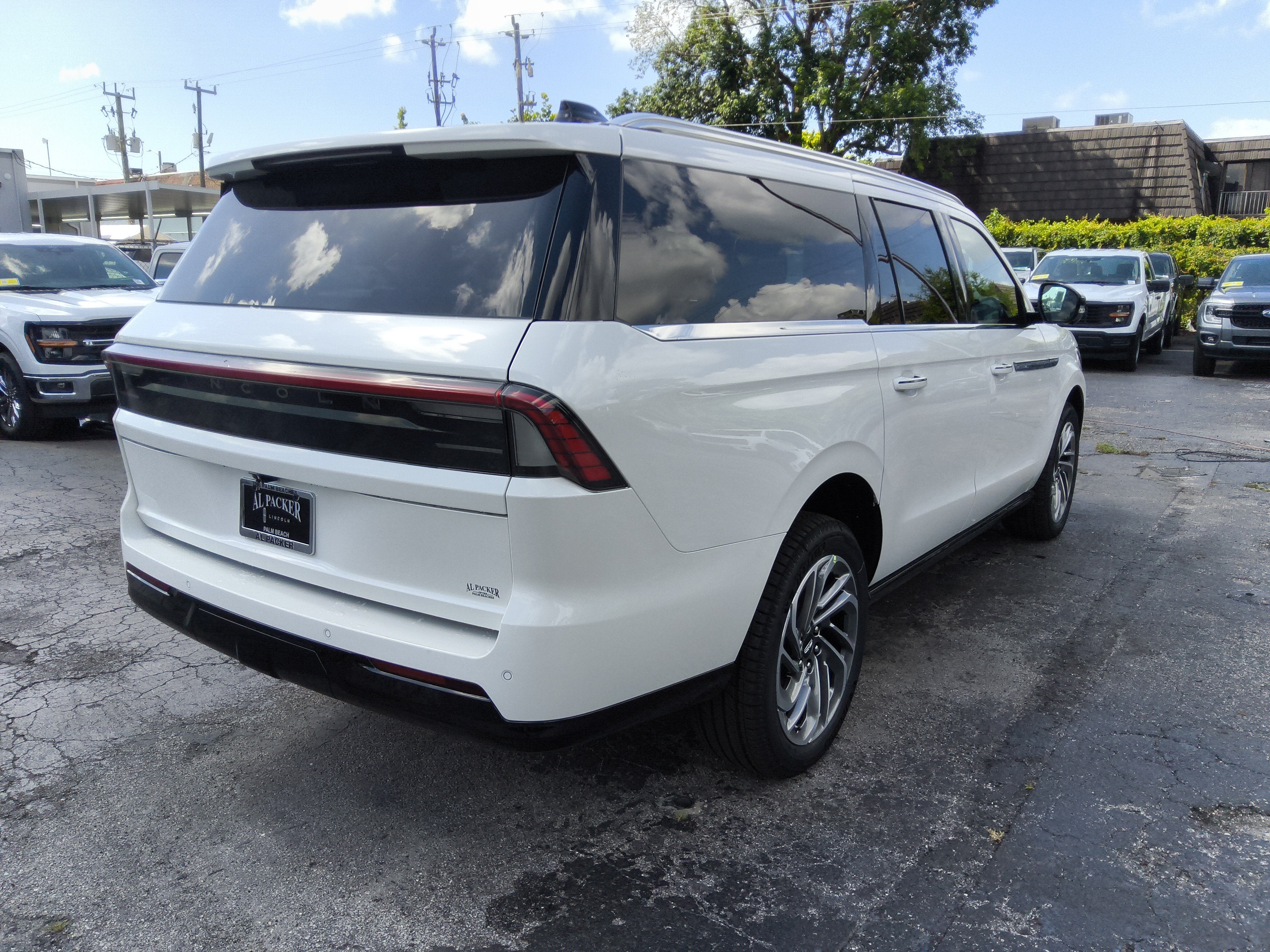 2026 Lincoln Navigator L