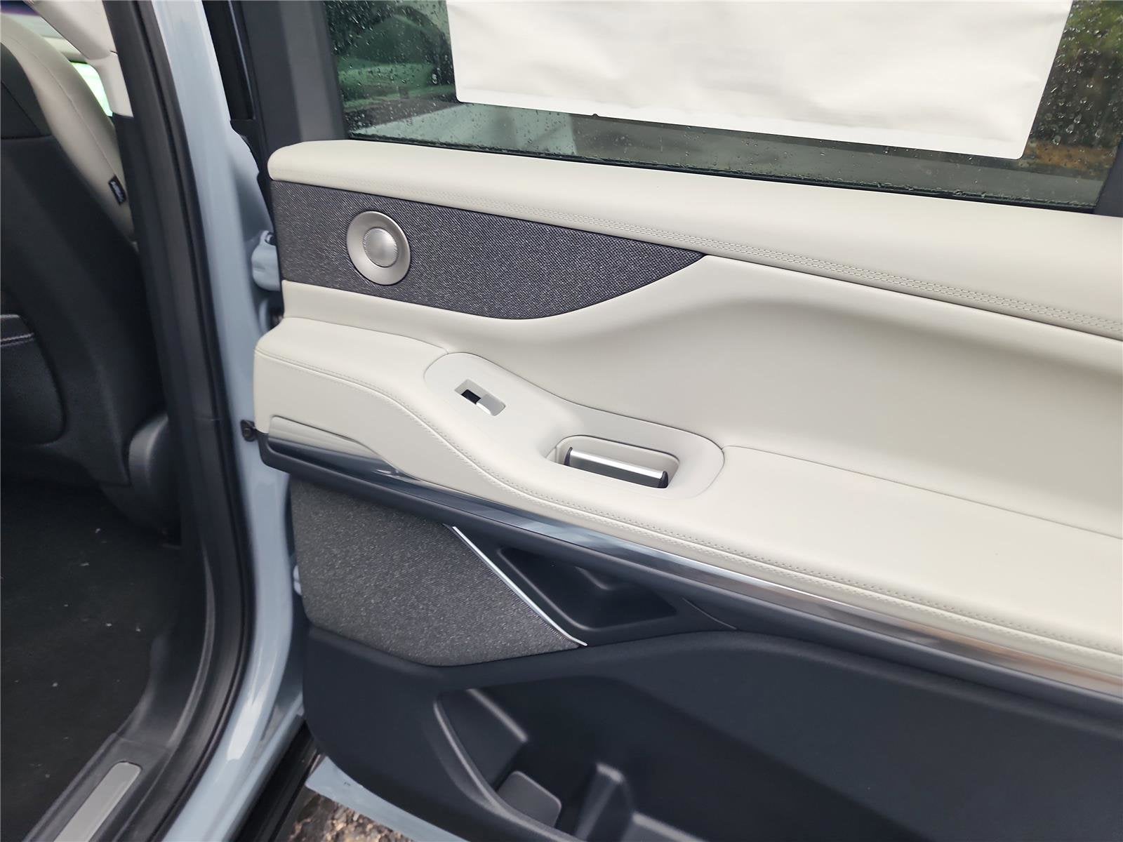 2026 Lincoln Navigator L