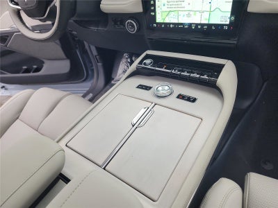 2026 Lincoln Navigator L