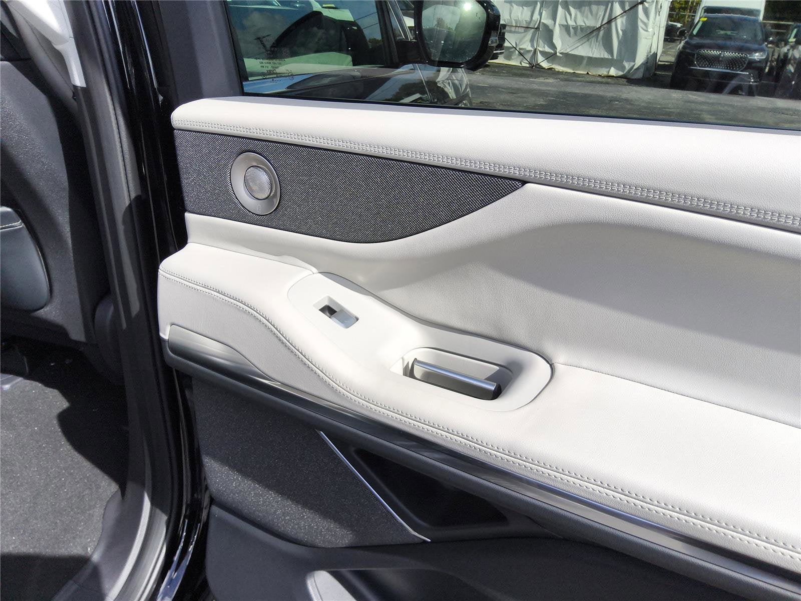 2026 Lincoln Navigator L