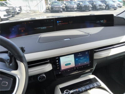 2026 Lincoln Navigator L