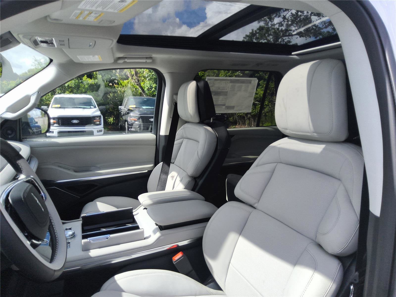 2026 Lincoln Navigator L