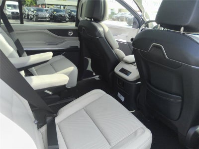 2026 Lincoln Navigator L