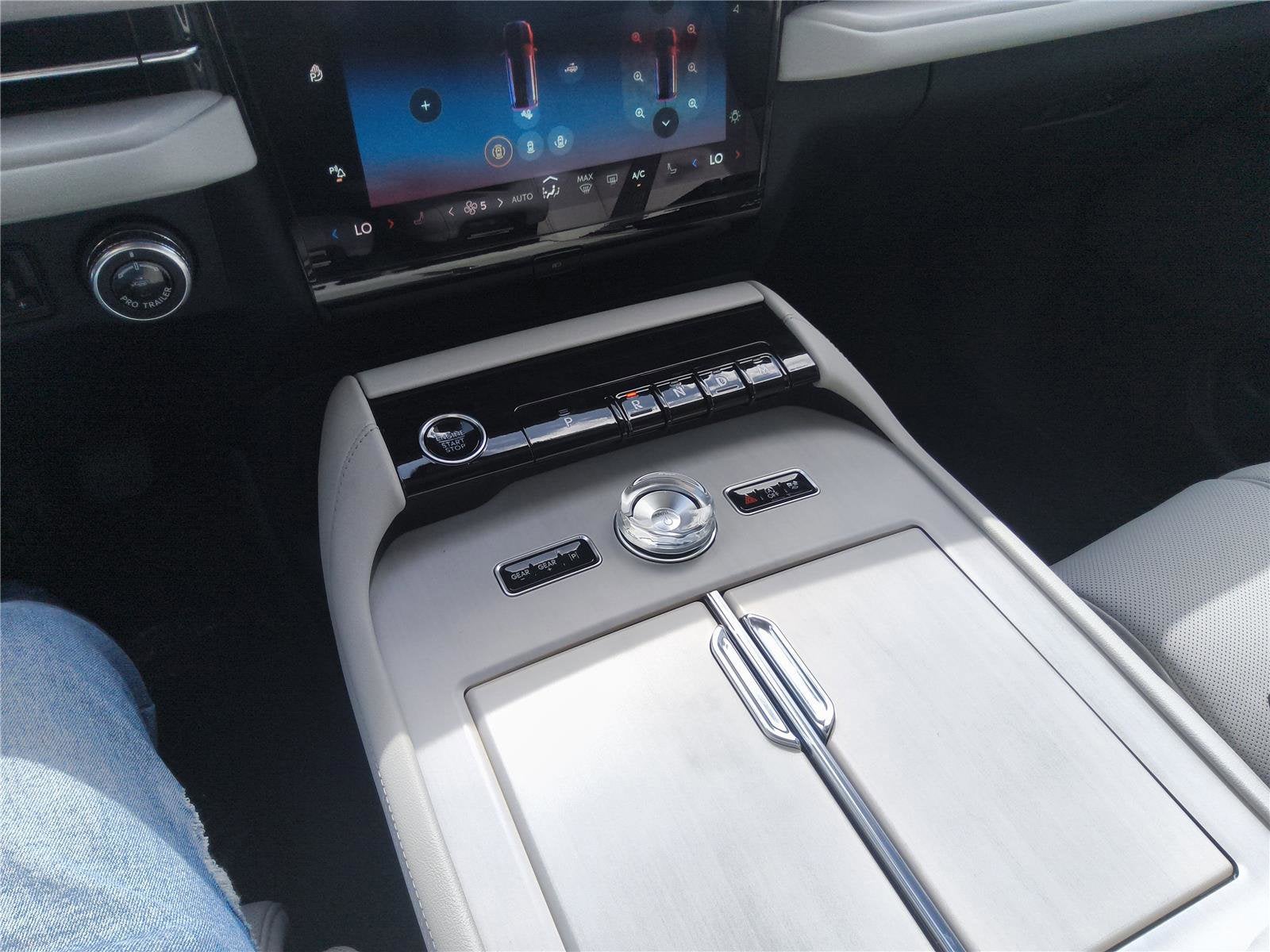 2026 Lincoln Navigator L