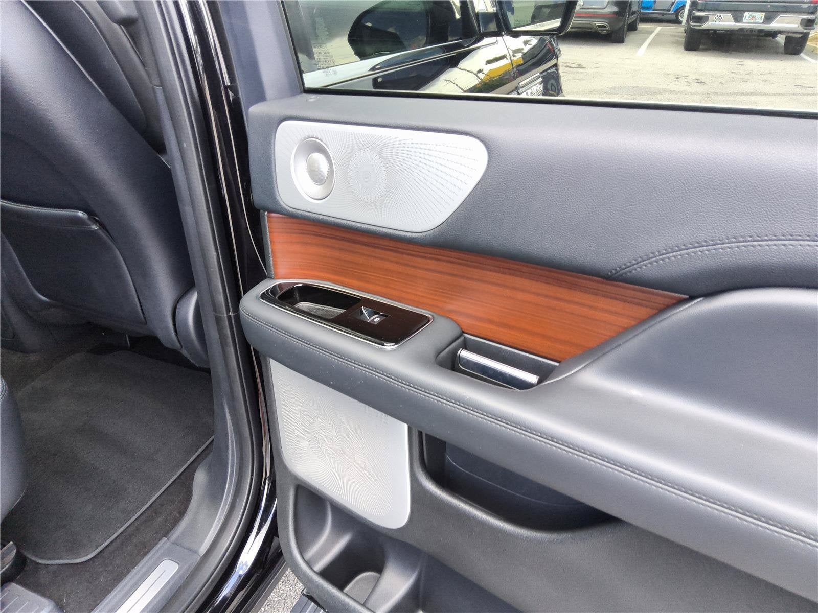2022 Lincoln Navigator L Reserve