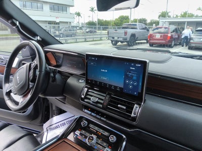 2022 Lincoln Navigator L Reserve