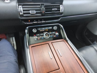 2022 Lincoln Navigator L Reserve