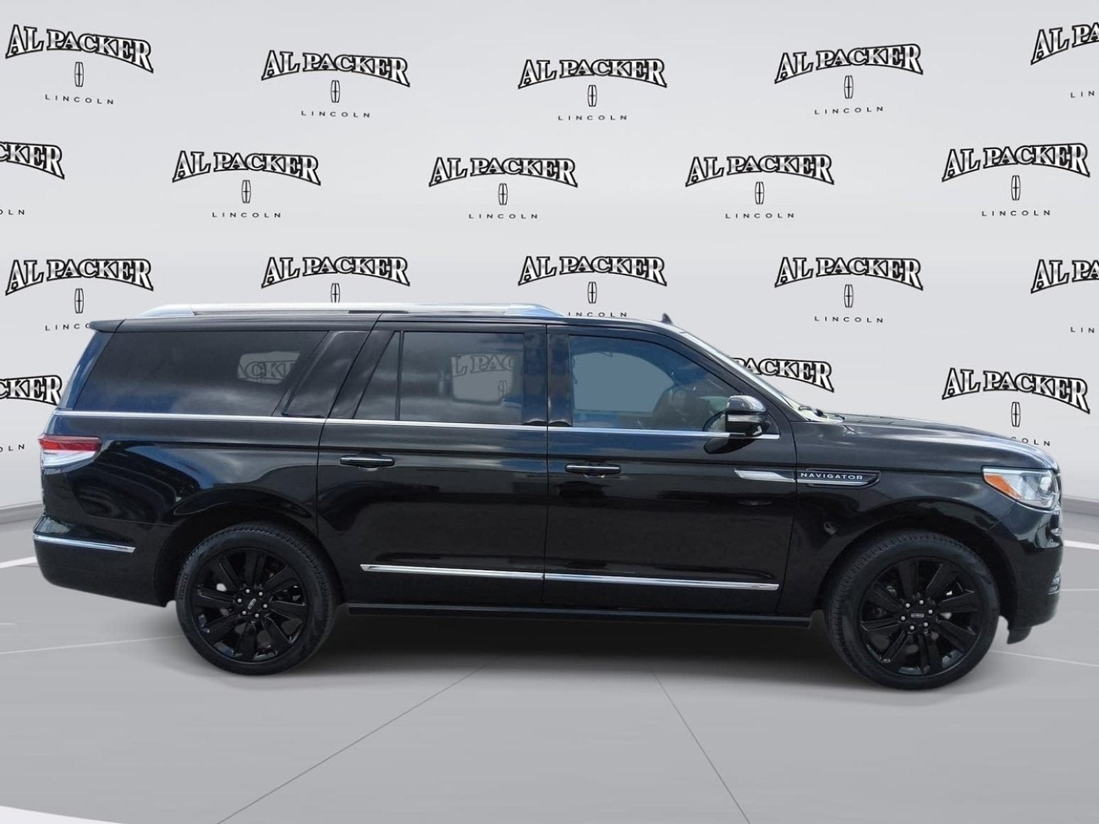 2022 Lincoln Navigator L Reserve