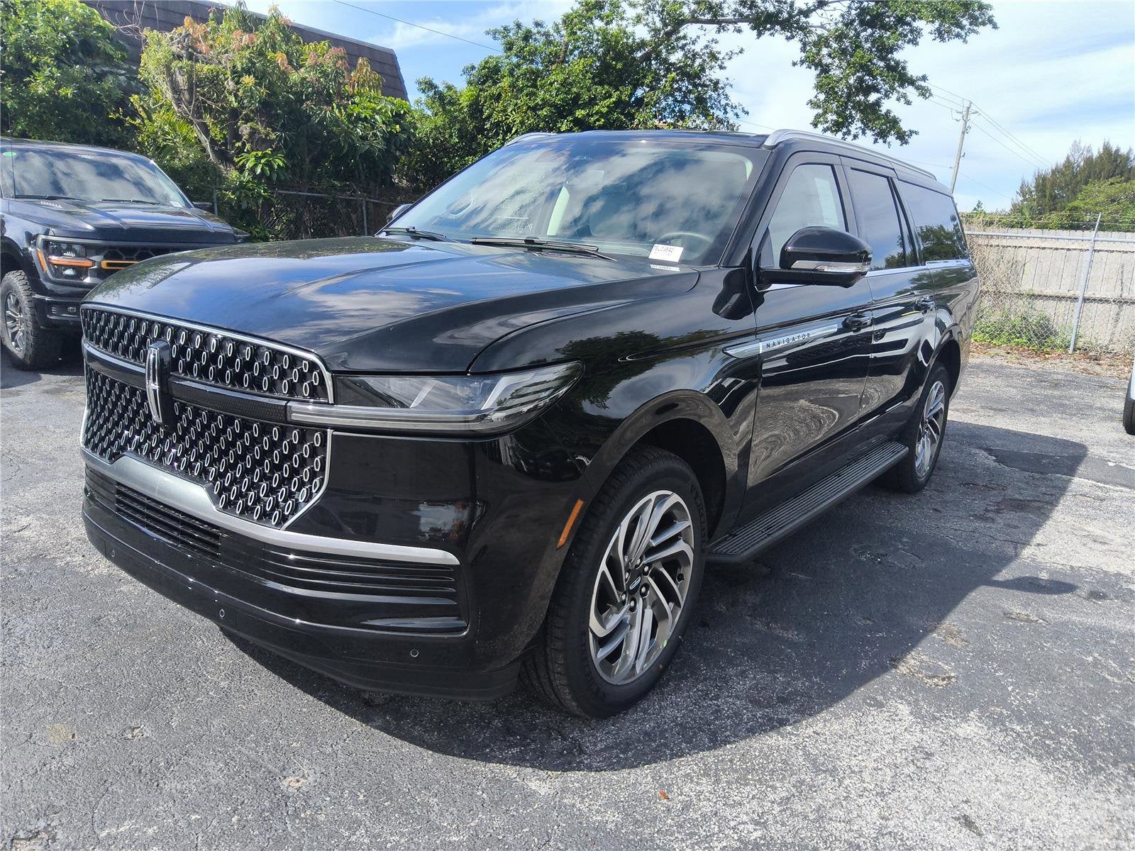 2026 Lincoln Navigator L