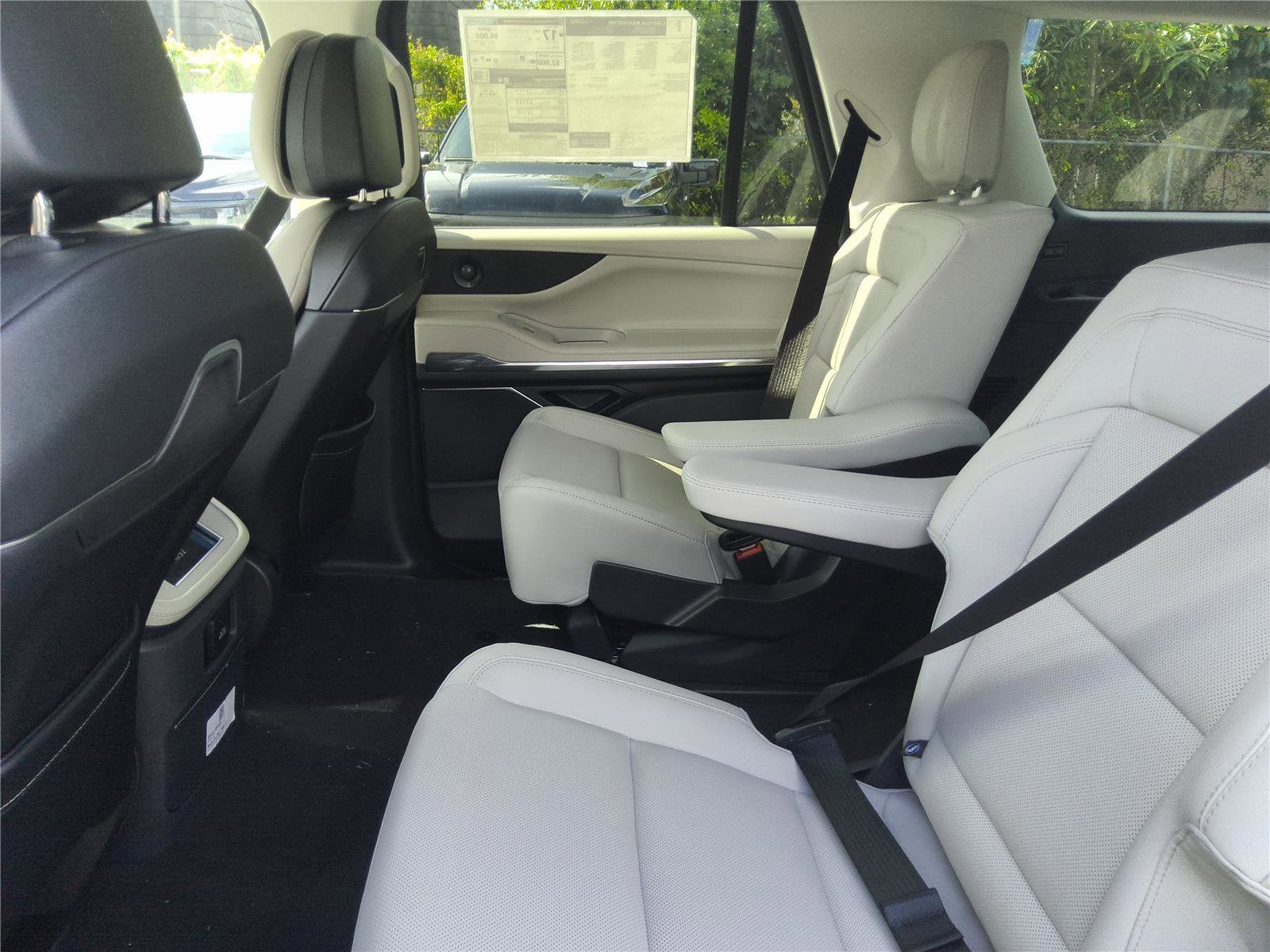 2026 Lincoln Navigator L