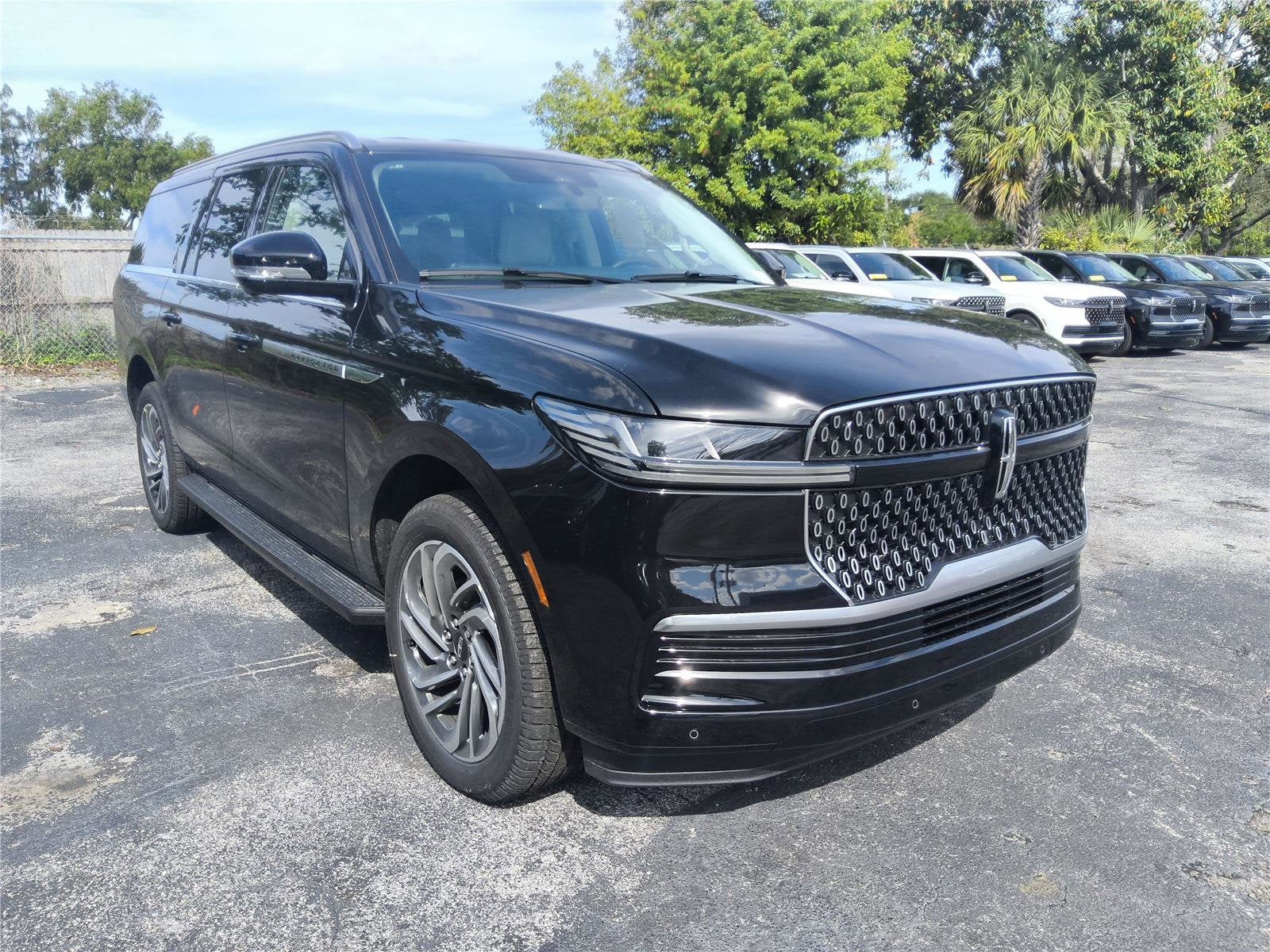 2026 Lincoln Navigator L