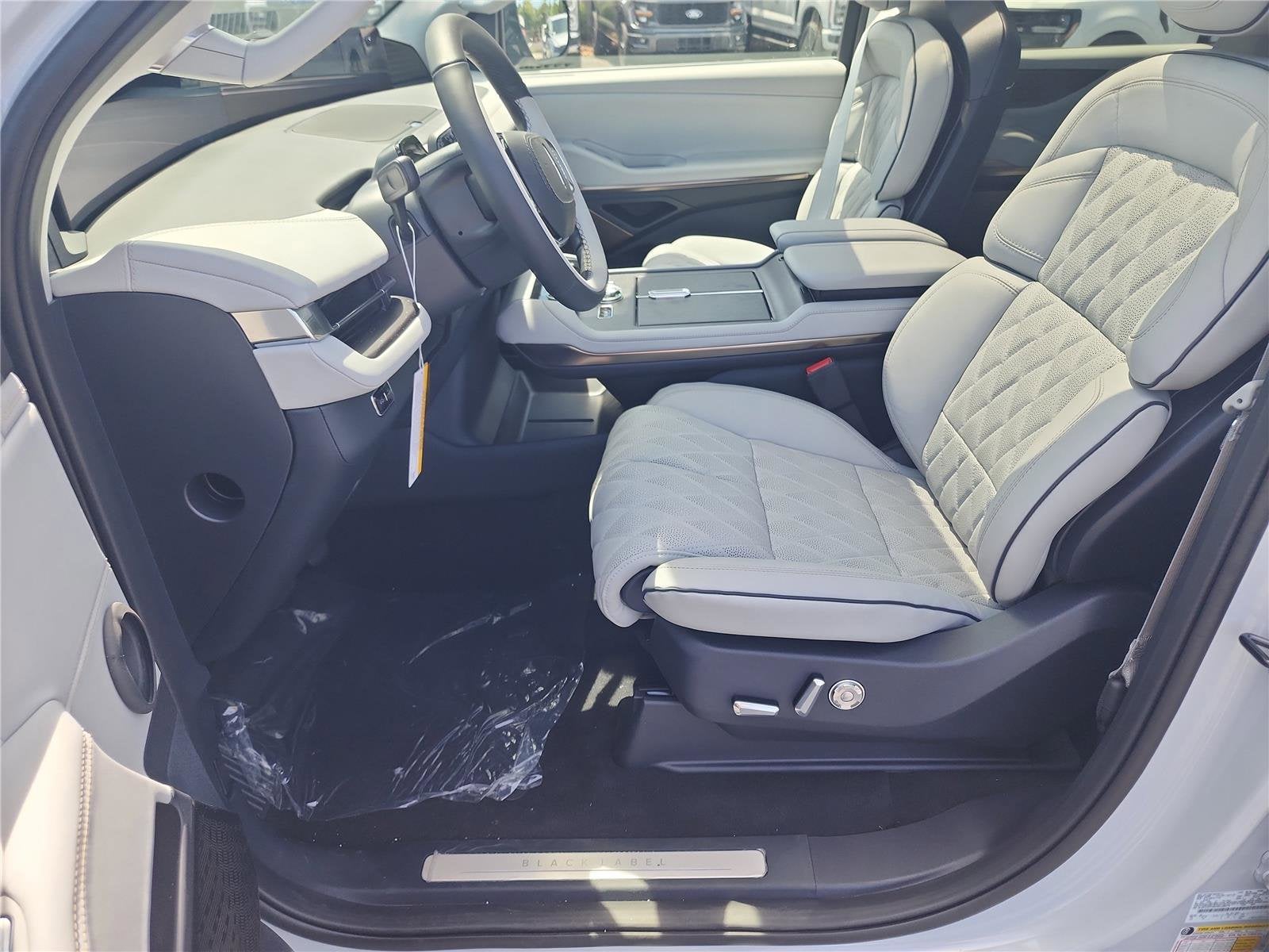 2026 Lincoln Navigator L