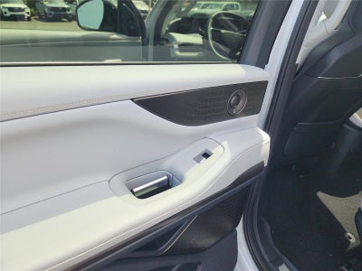 2026 Lincoln Navigator L