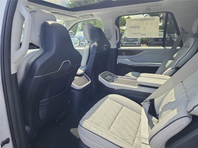 2026 Lincoln Navigator L
