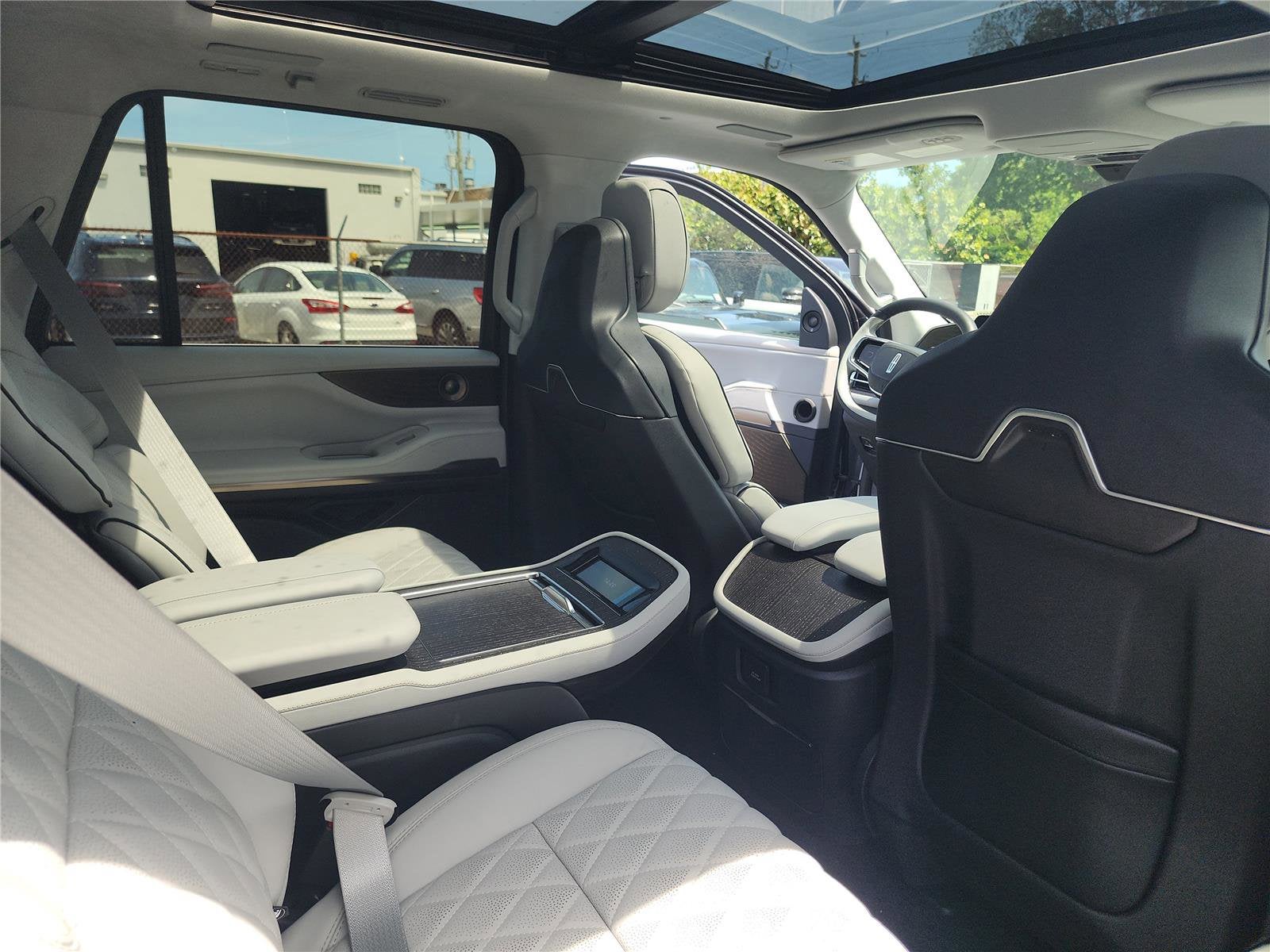 2026 Lincoln Navigator L