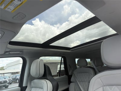 2026 Lincoln Navigator L