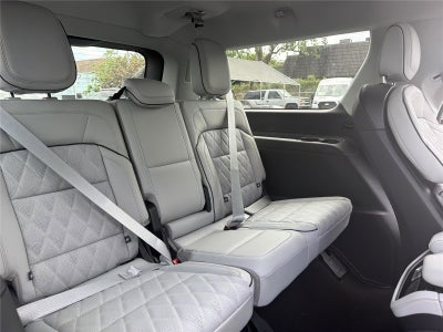 2026 Lincoln Navigator L