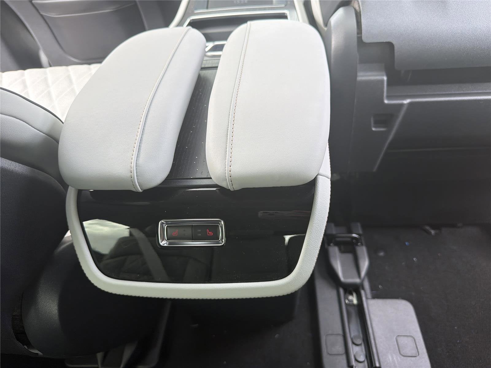 2026 Lincoln Navigator L