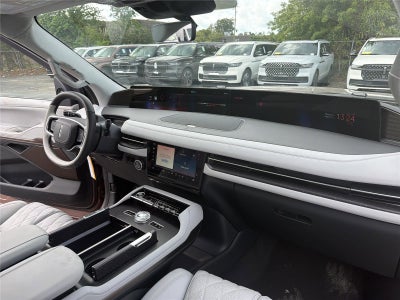 2026 Lincoln Navigator L