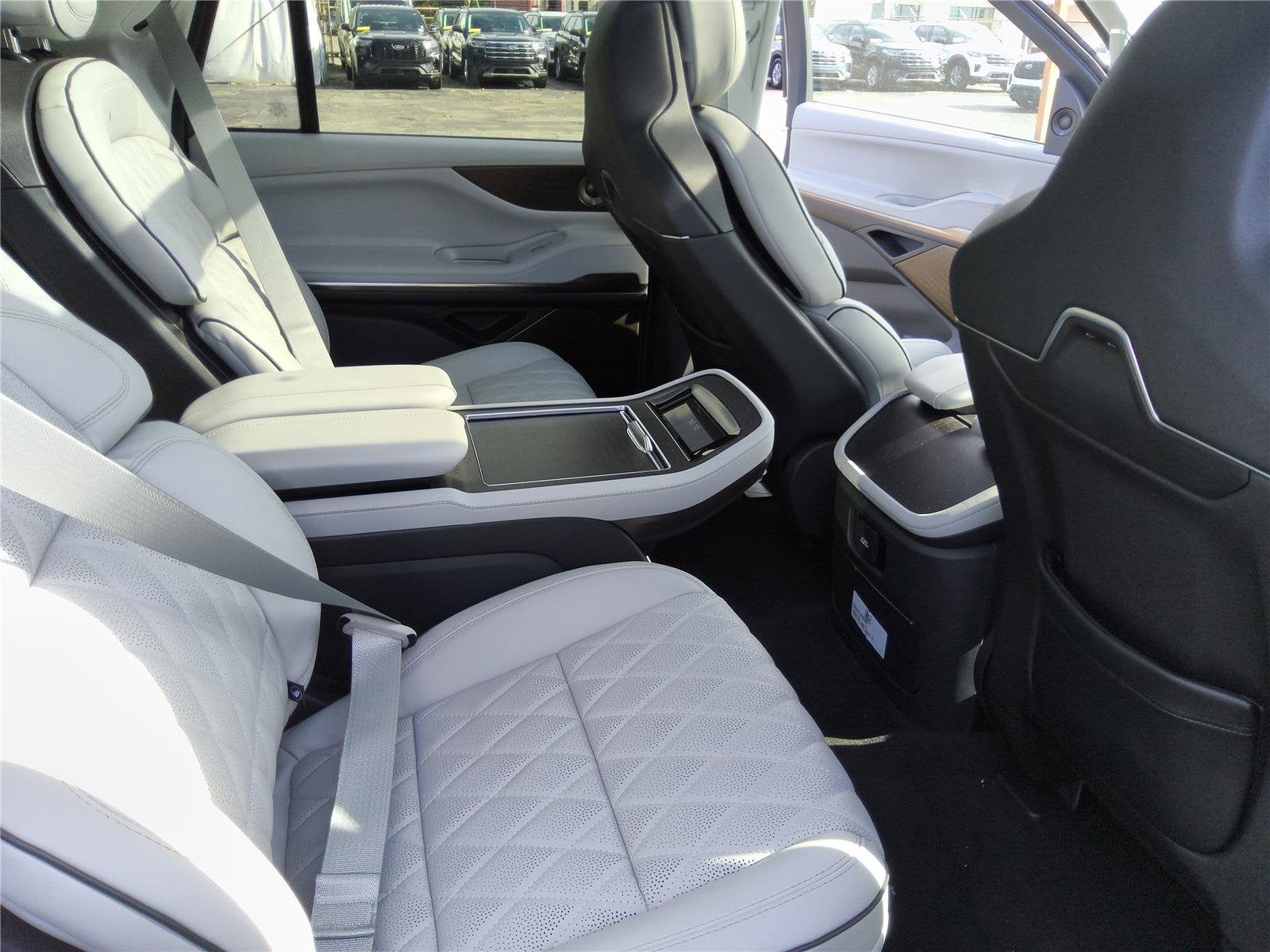 2026 Lincoln Navigator L