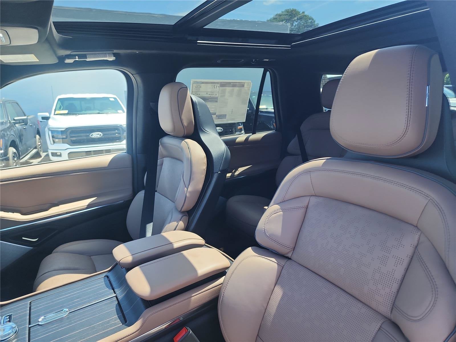 2027 Lincoln Navigator L