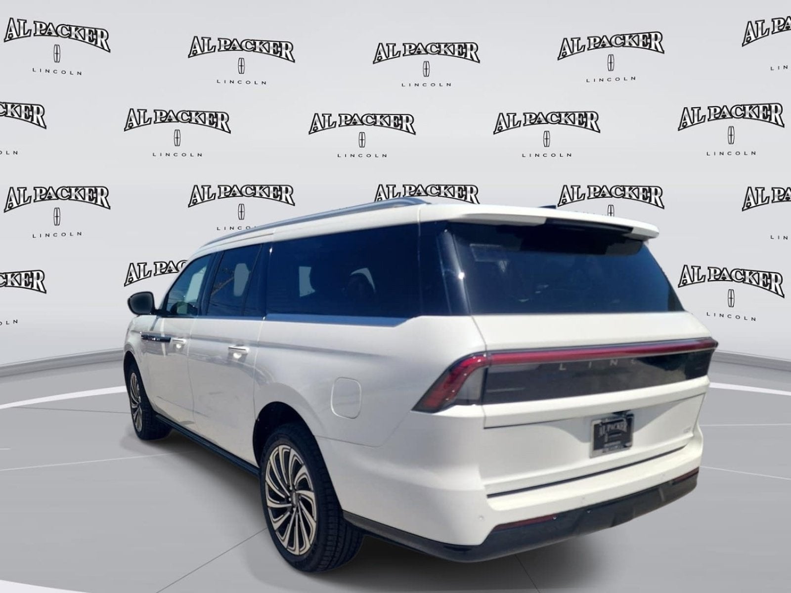 2027 Lincoln Navigator L