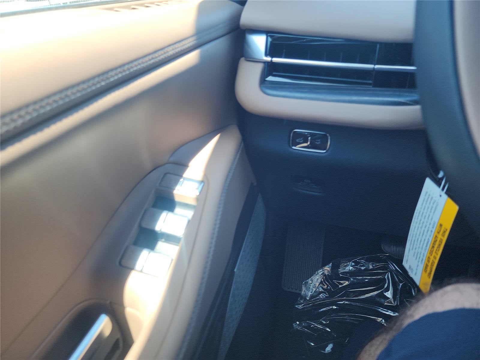 2027 Lincoln Navigator L