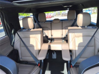 2027 Lincoln Navigator L