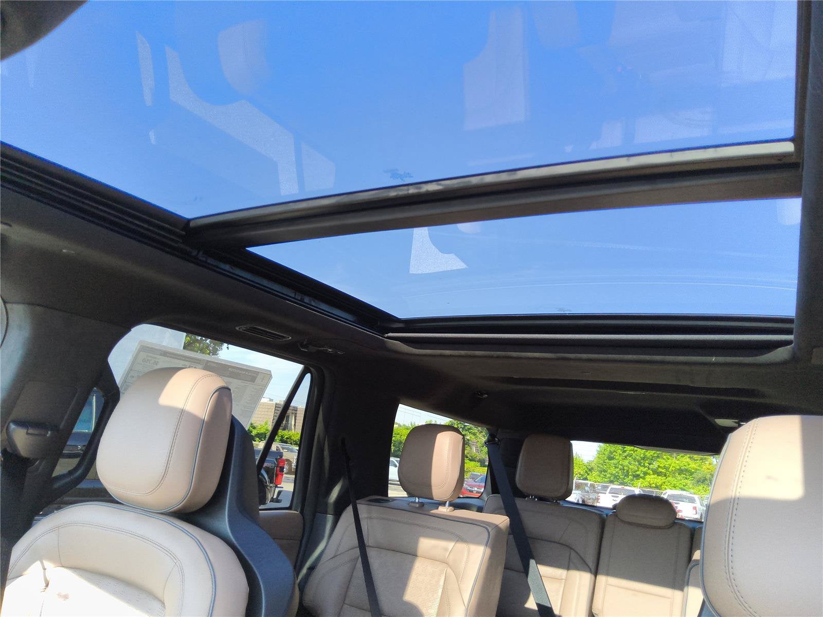 2027 Lincoln Navigator L