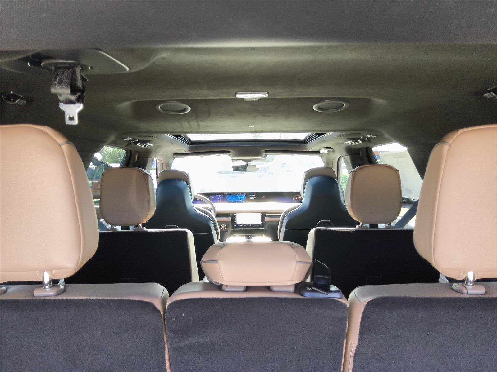 2027 Lincoln Navigator L